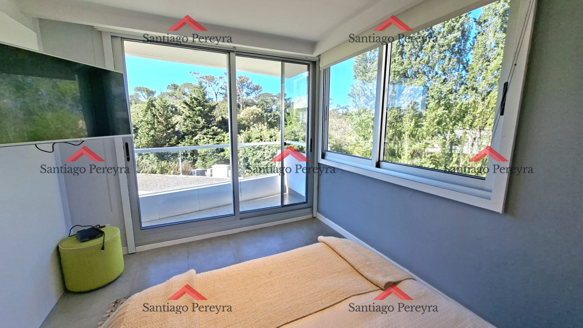 Apartamento ID.16727 - Excepcional plata en primera linea mansa