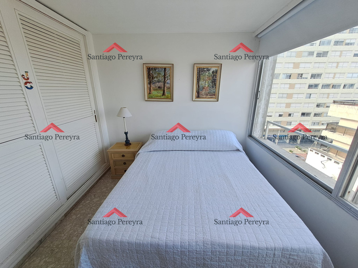 Apartamento ID.16356 - Venta. Península, 1 dormitorio y medio garaje.