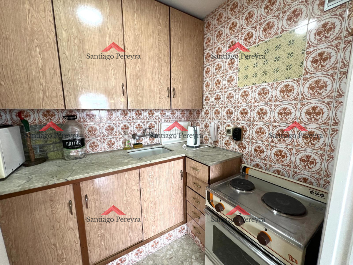 Apartamento ID.16356 - Venta. Península, 1 dormitorio y medio garaje.