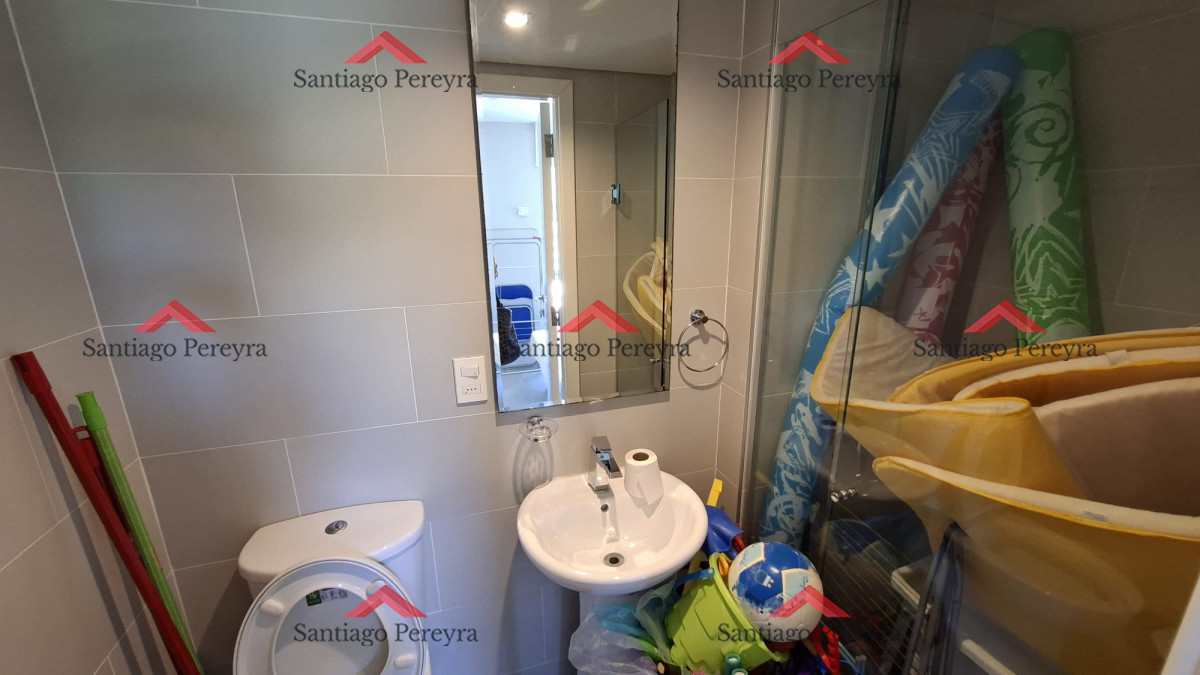 Apartamento ID.16727 - Excepcional plata en primera linea mansa