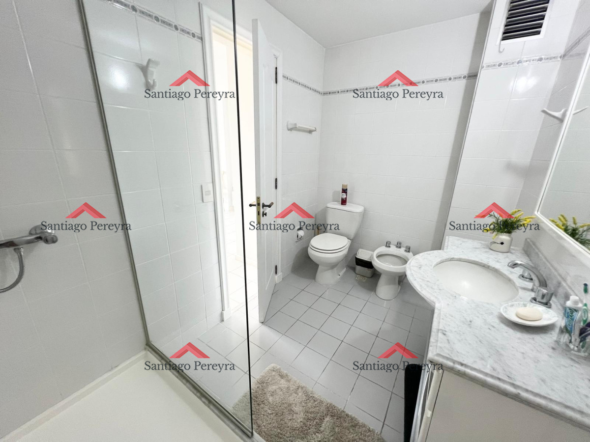 Apartamento ID.15784 - Mansa, edificio con servicios. Parada 8.