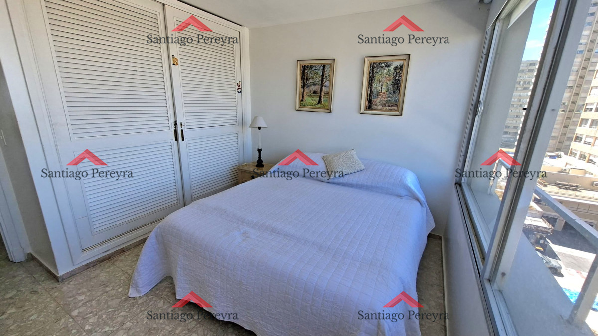 Apartamento ID.16356 - Venta. Península, 1 dormitorio y medio garaje.