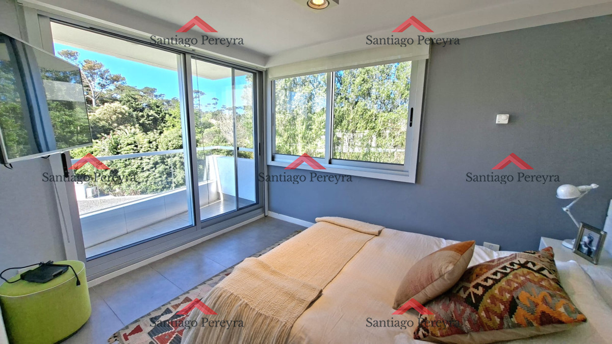 Apartamento ID.16727 - Excepcional plata en primera linea mansa