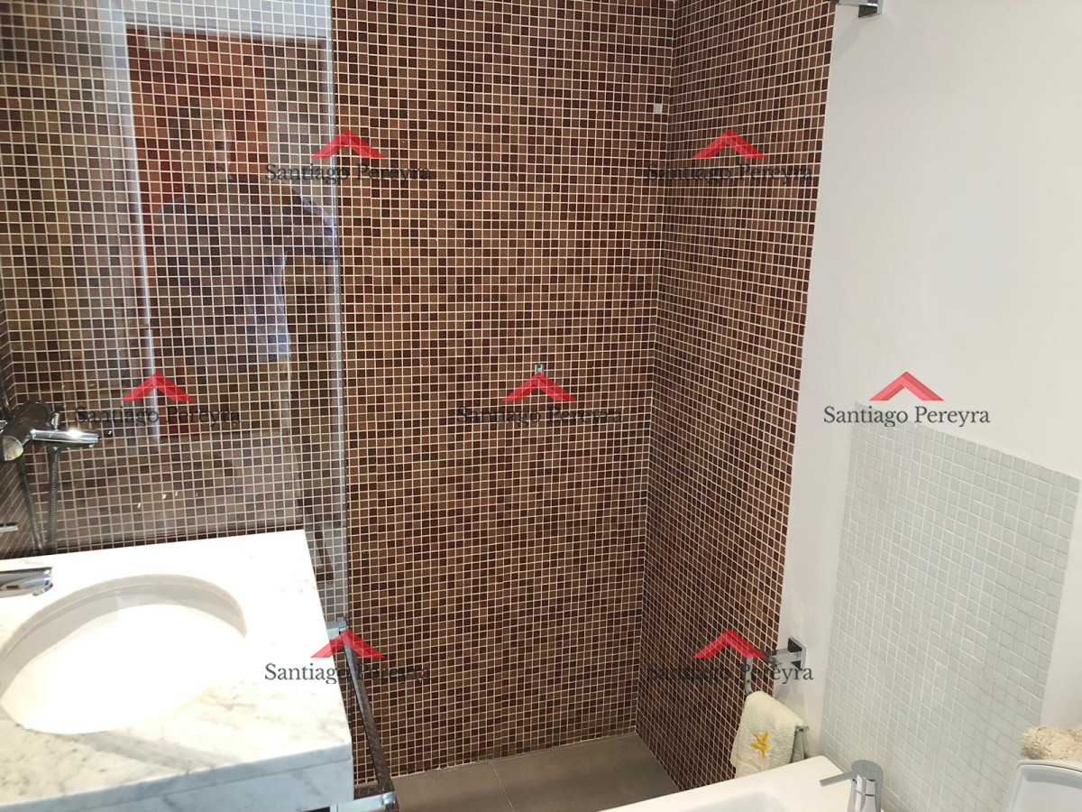 Apartamento ID.14506 - Alquiler temporario, brava, nuevo, 2 dormitorios, servicios.