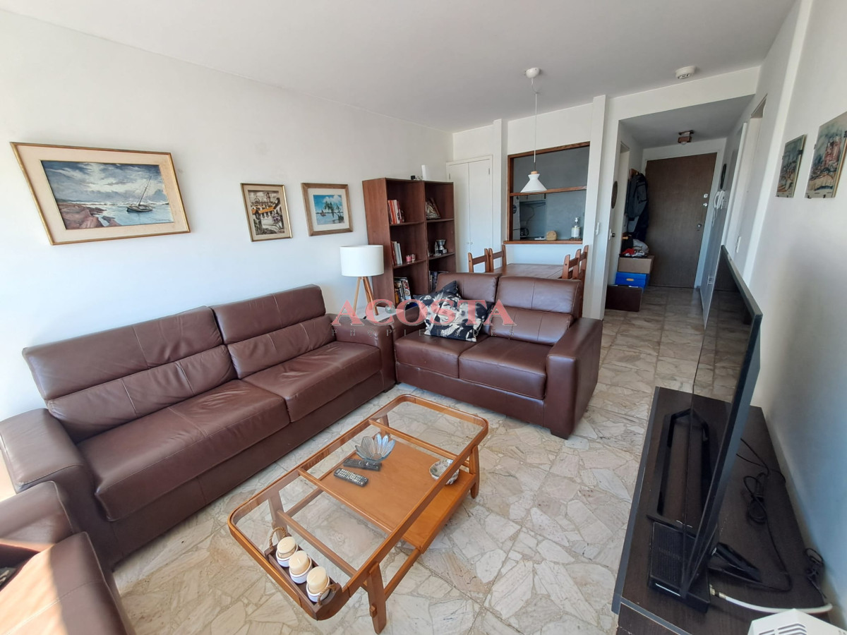 Apartamento ID.297 - peninsula en venta 1 dormitorio y medio