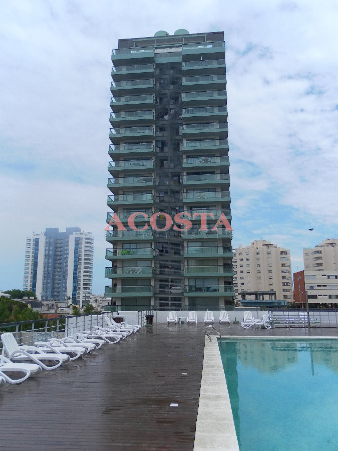 Apartamento ID.293 - Apartamento de 2 dormitorios 2 baños, en venta. Parrillero.