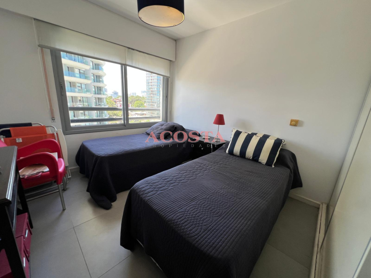 Apartamento ID.293 - Apartamento de 2 dormitorios 2 baños, en venta. Parrillero.