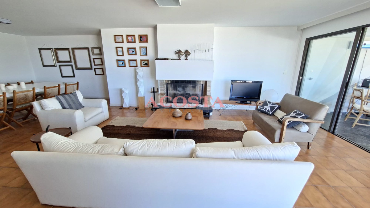 Apartamento ID.208 - apartamento en venta a pasos del mar 4 dormitorios 