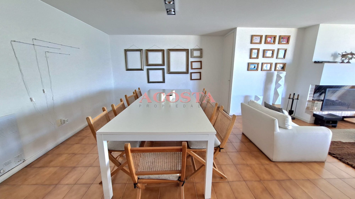 Apartamento ID.208 - apartamento en venta a pasos del mar 4 dormitorios 