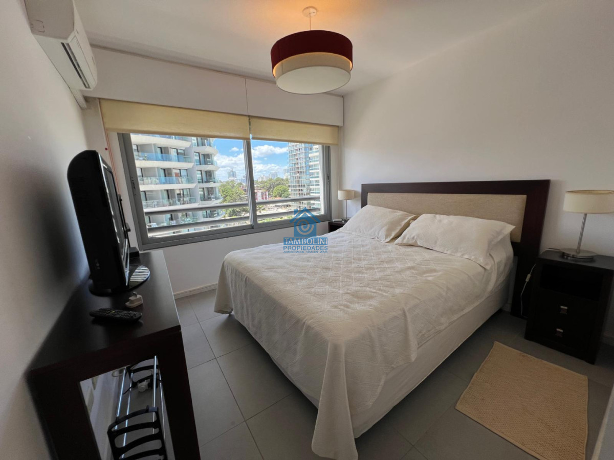 Apartamento ID.1115 - Apartamento de 2 dormitorios 2 baños en venta - Punta del Este