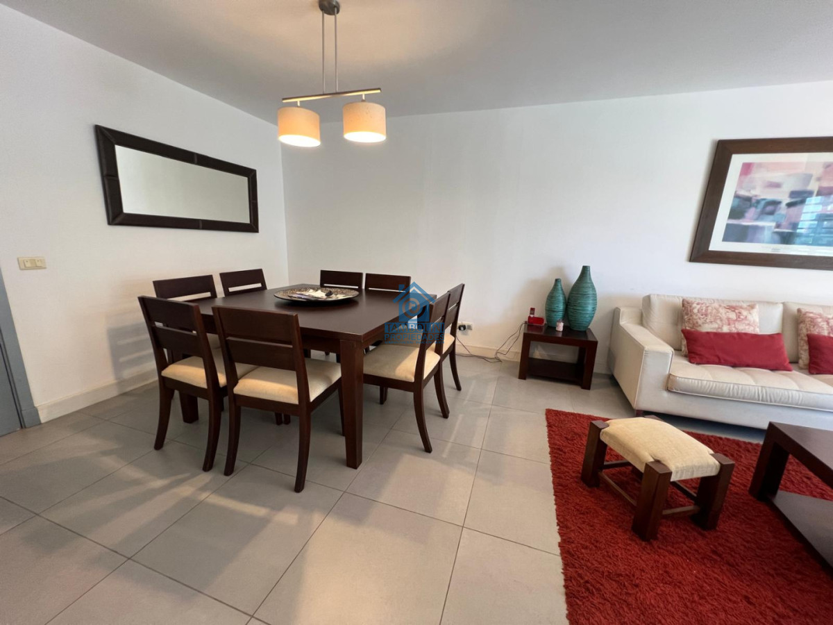 Apartamento ID.1115 - Apartamento de 2 dormitorios 2 baños en venta - Punta del Este