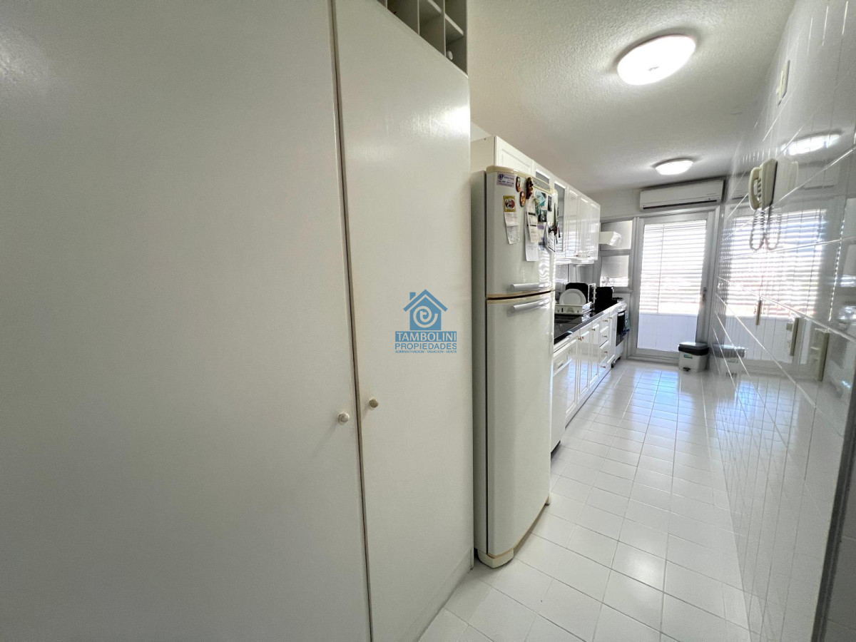 Apartamento ID.850 - Hermoso Apartamento en Venta en Mansa Frente al Mar 