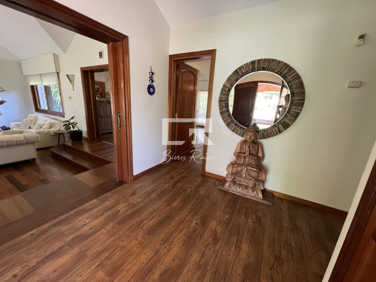 Casa ID.478 - Casa en lugano, 5 dormitorios 4 baños y dependencias de servicios