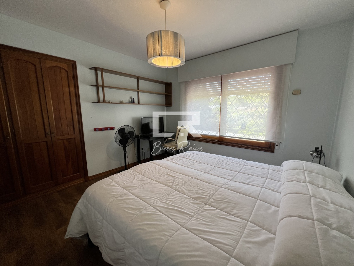 Casa ID.478 - Casa en lugano, 5 dormitorios 4 baños y dependencias de servicios