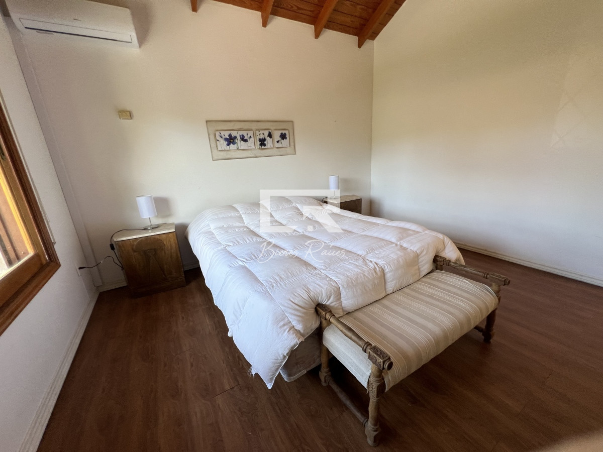 Casa ID.478 - Casa en lugano, 5 dormitorios 4 baños y dependencias de servicios