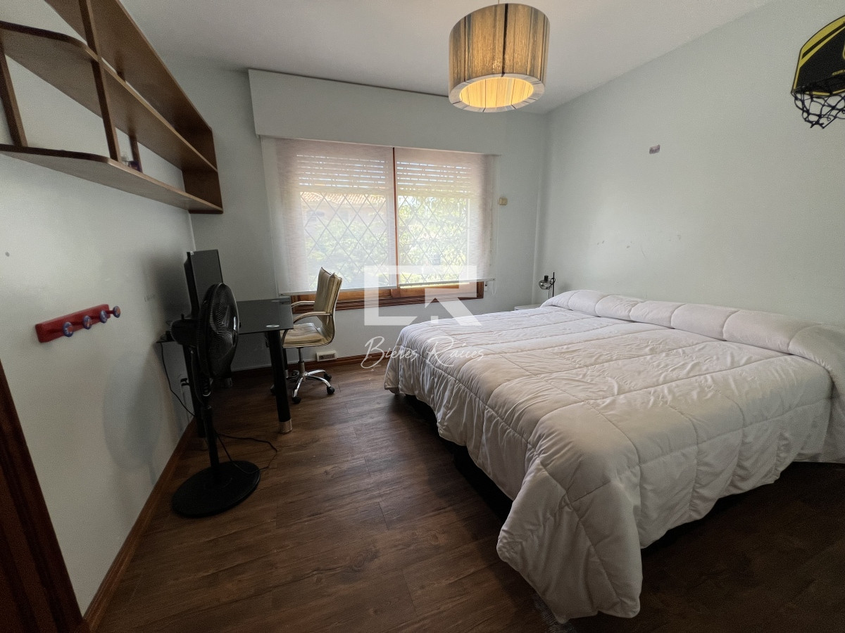 Casa ID.478 - Casa en lugano, 5 dormitorios 4 baños y dependencias de servicios
