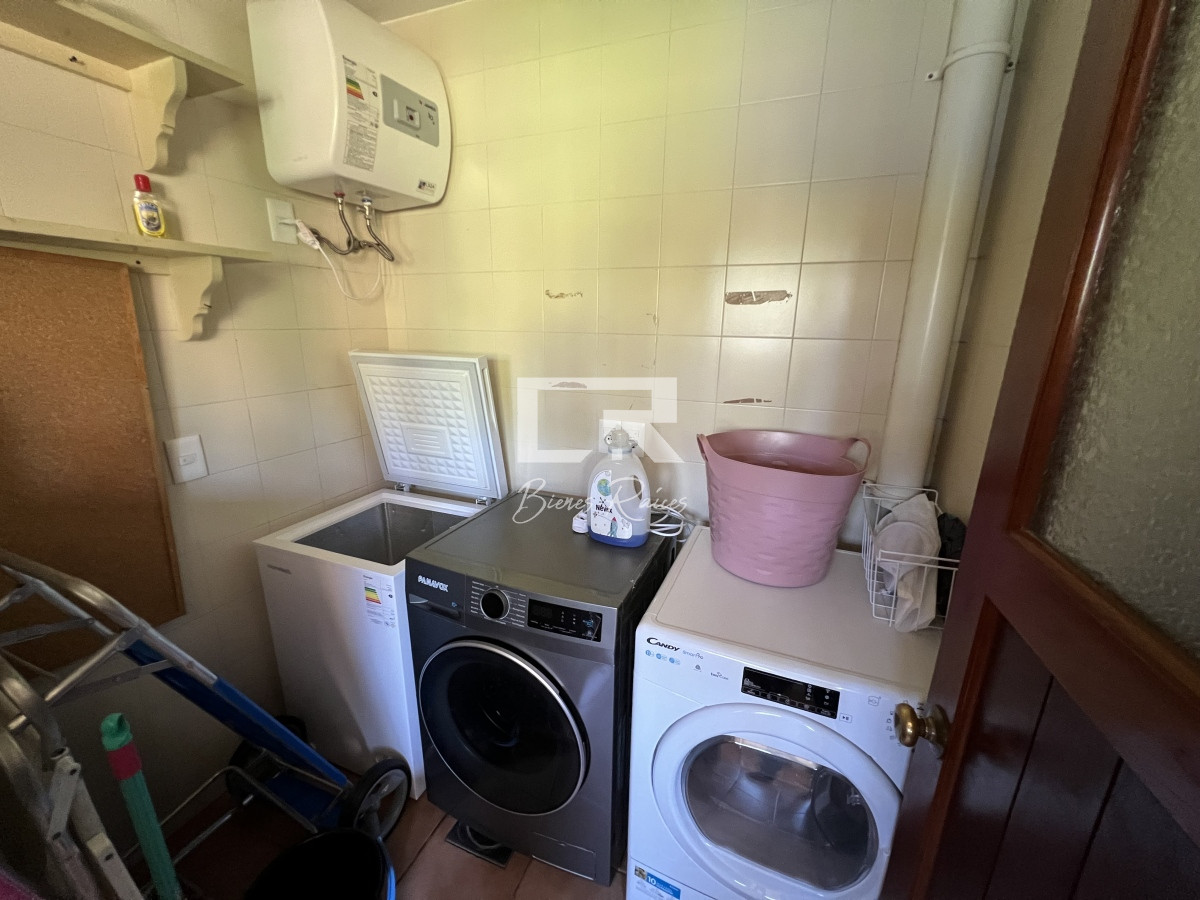 Casa ID.478 - Casa en lugano, 5 dormitorios 4 baños y dependencias de servicios