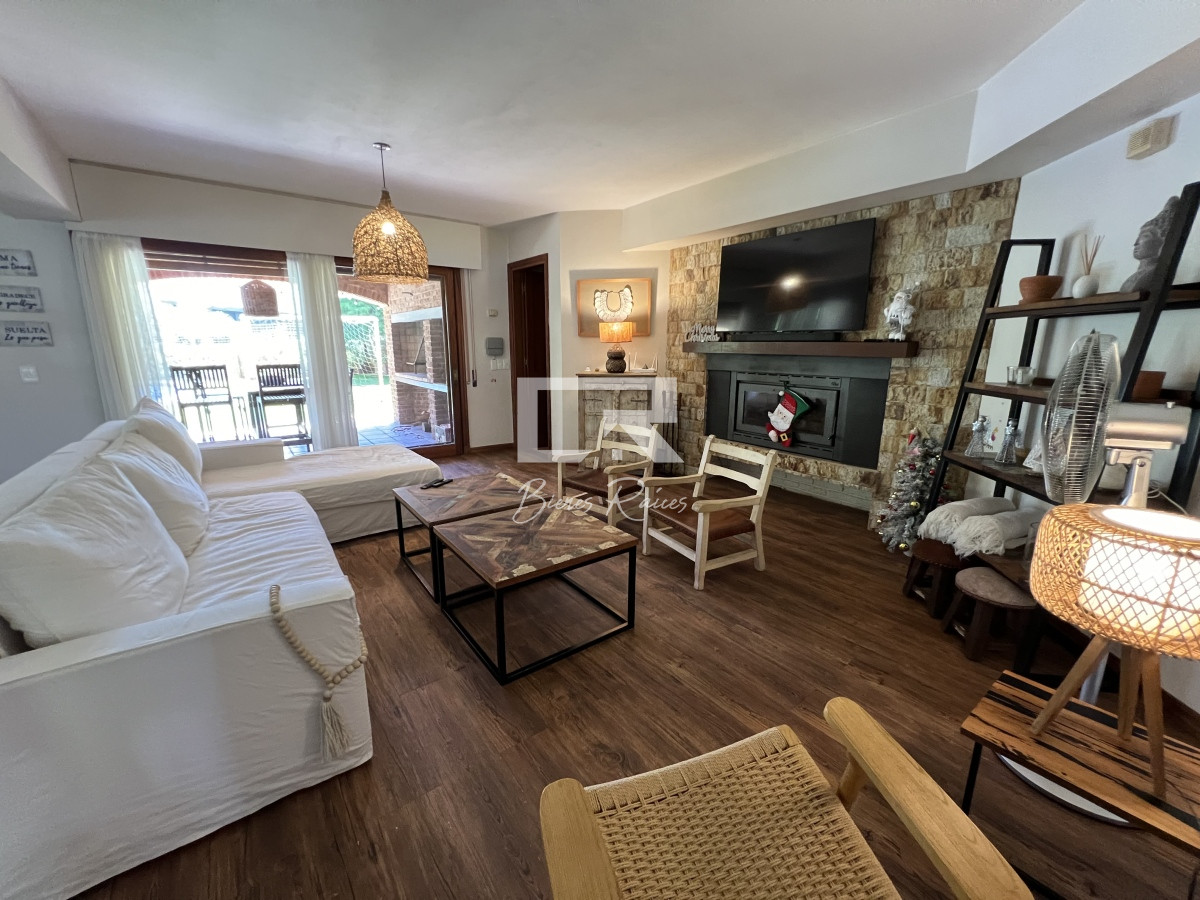 Casa ID.478 - Casa en lugano, 5 dormitorios 4 baños y dependencias de servicios