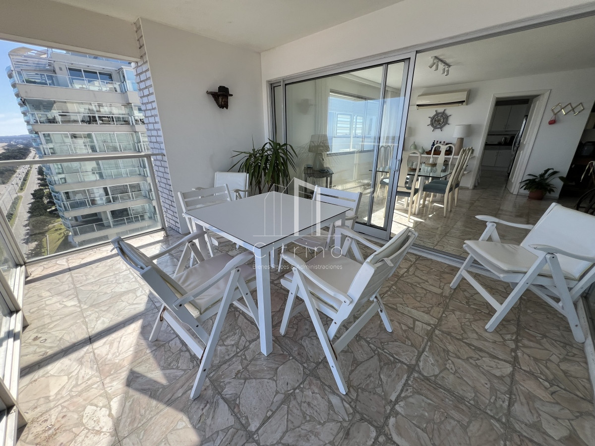 Apartamento ID.1504 - primera linea mansa