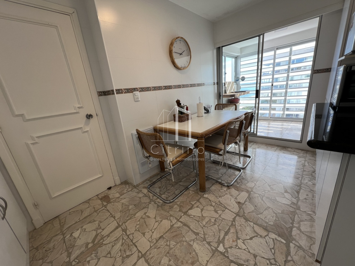 Apartamento ID.1504 - primera linea mansa