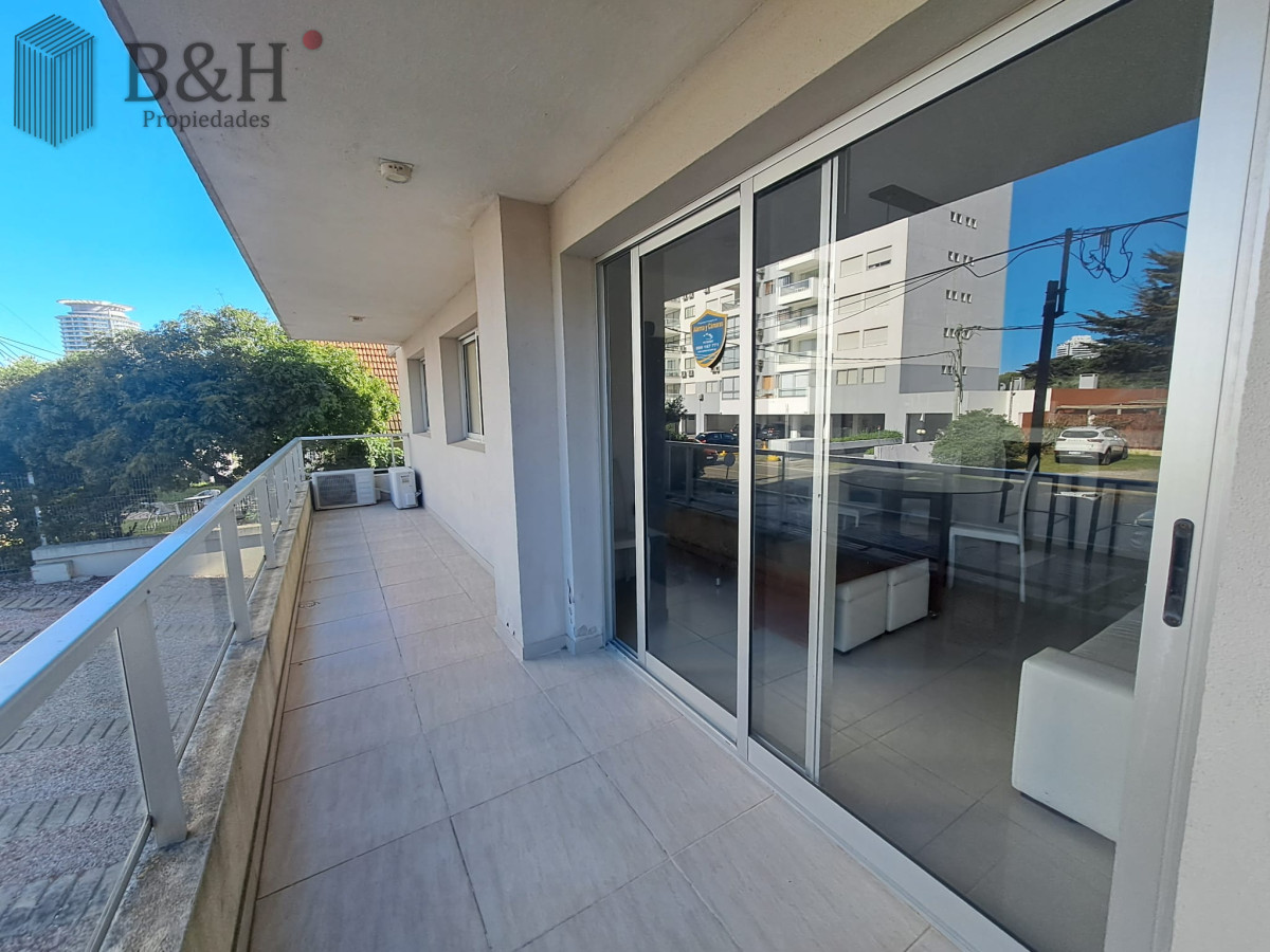 Apartamento ID.6922 - Apartamento 2 dormitorios - Punta del Este