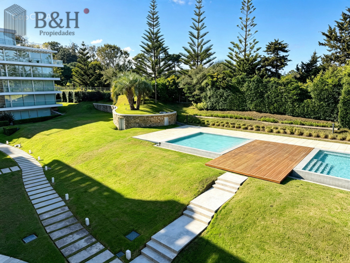 Apartamento ID.7976 - espectacular apartamento de 2 suites, en playa brava