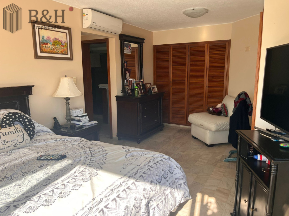 Apartamento ID.8098 - Roosevelt, en venta 3 dormitorios mas dependencia