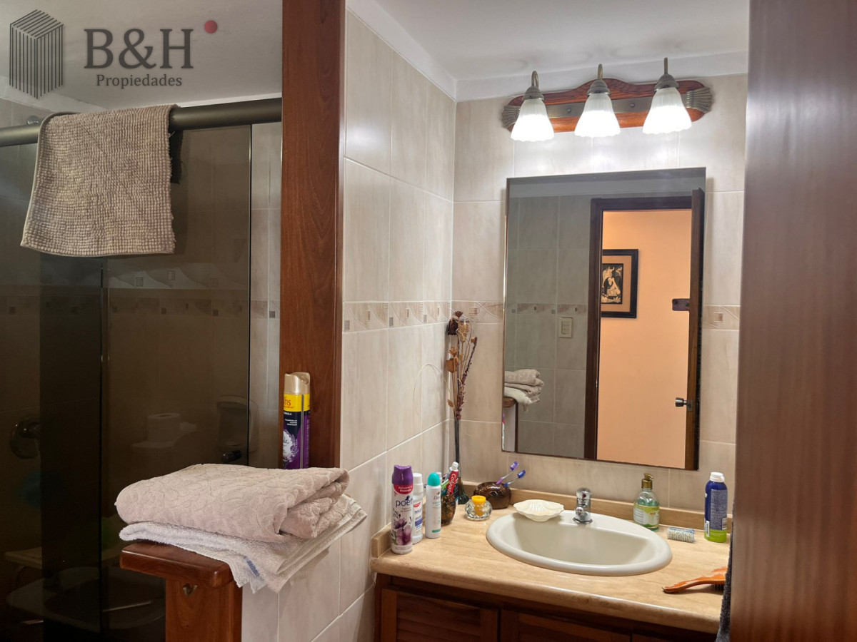 Apartamento ID.8098 - Roosevelt, en venta 3 dormitorios mas dependencia