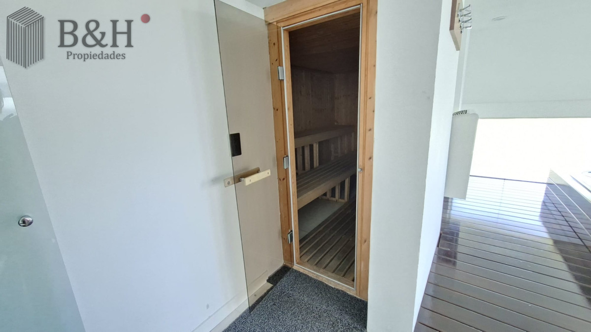 Apartamento ID.5969 - Excepcional plata en primera linea mansa 
