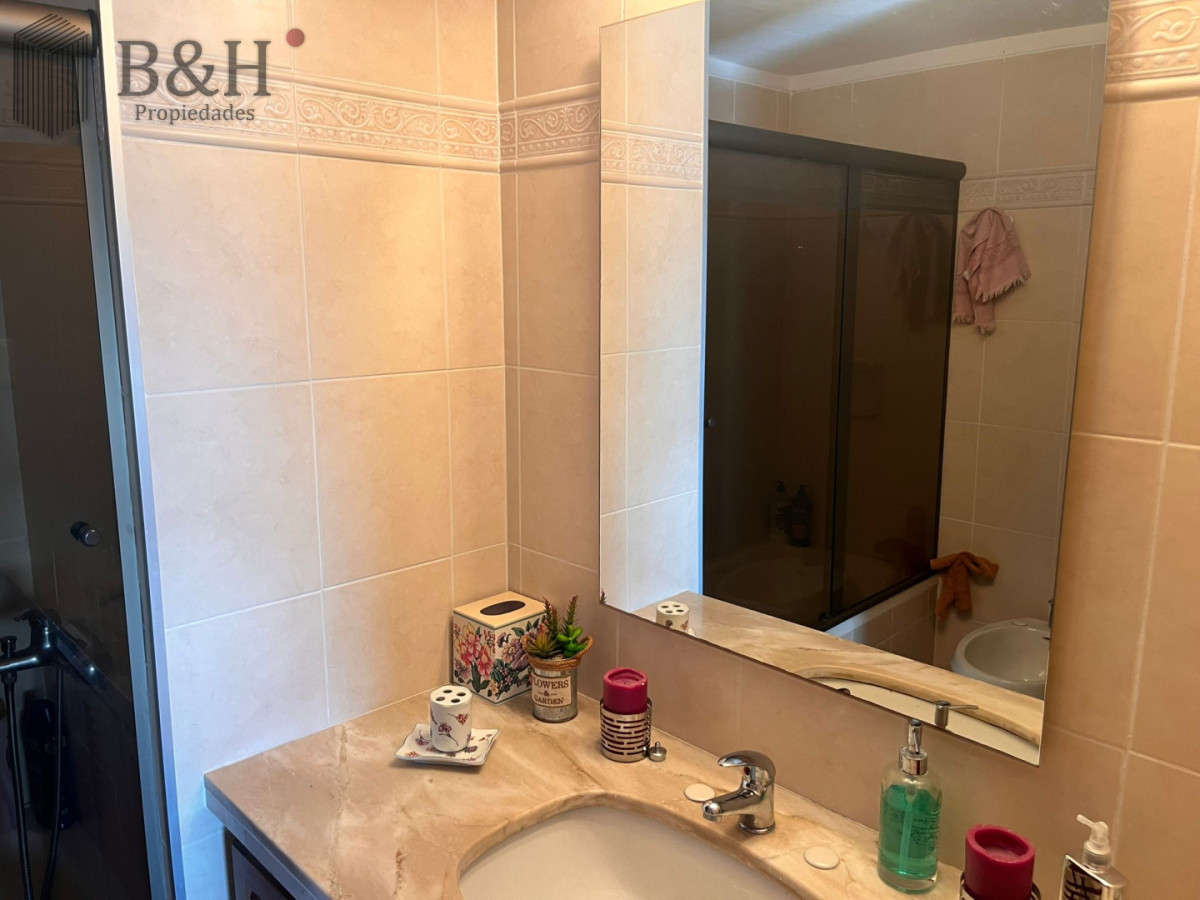 Apartamento ID.8098 - Roosevelt, en venta 3 dormitorios mas dependencia