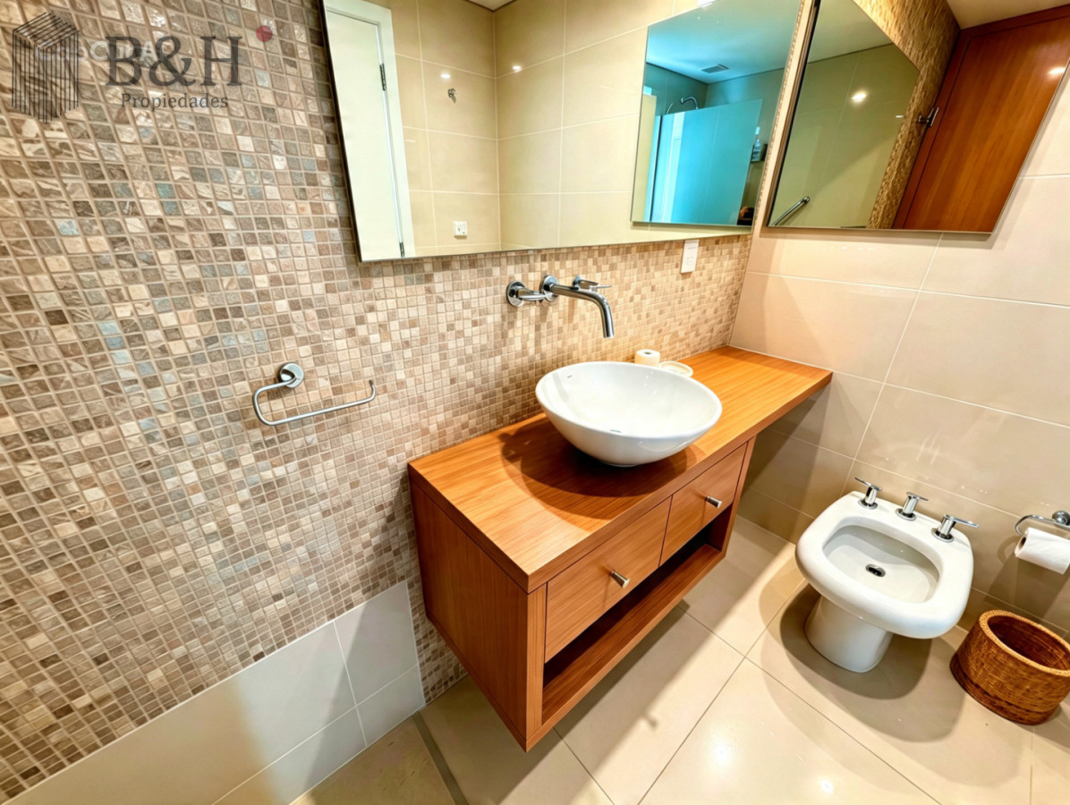 Apartamento ID.7976 - espectacular apartamento de 2 suites, en playa brava