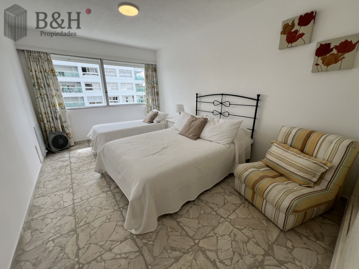 Apartamento ID.4157 - Apartamento en Mansa frente al mar - Punta del Este