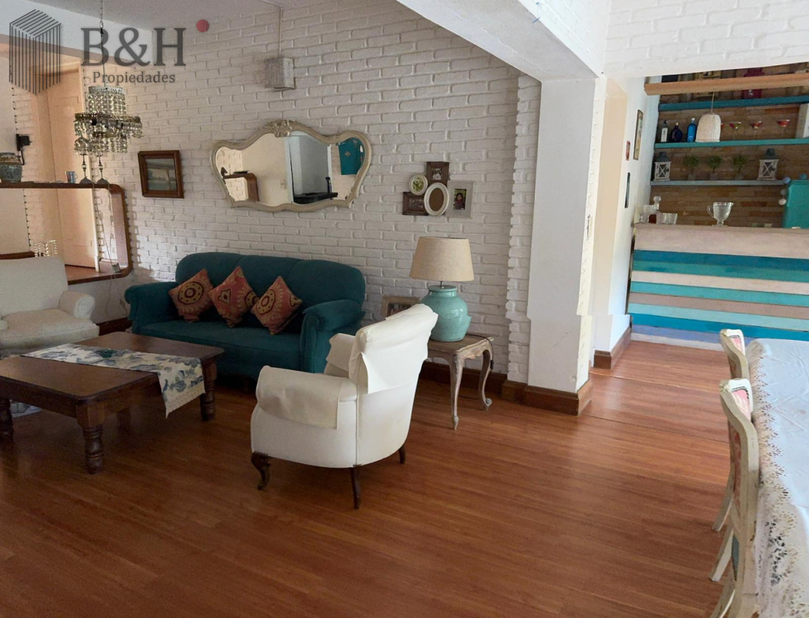 Casa ID.7549 - Hermosa casa en  Playa Mansa -  Punta del Este