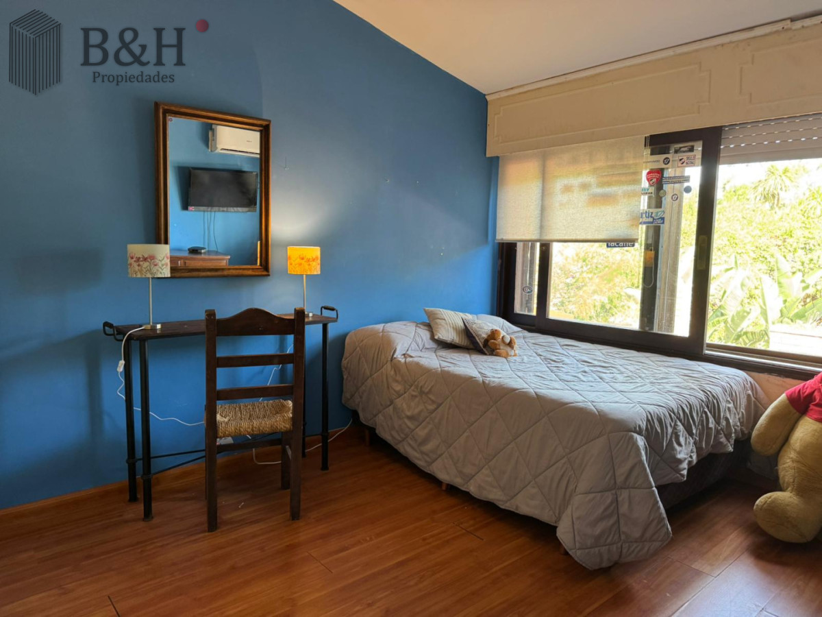 Casa ID.7549 - Hermosa casa en  Playa Mansa -  Punta del Este