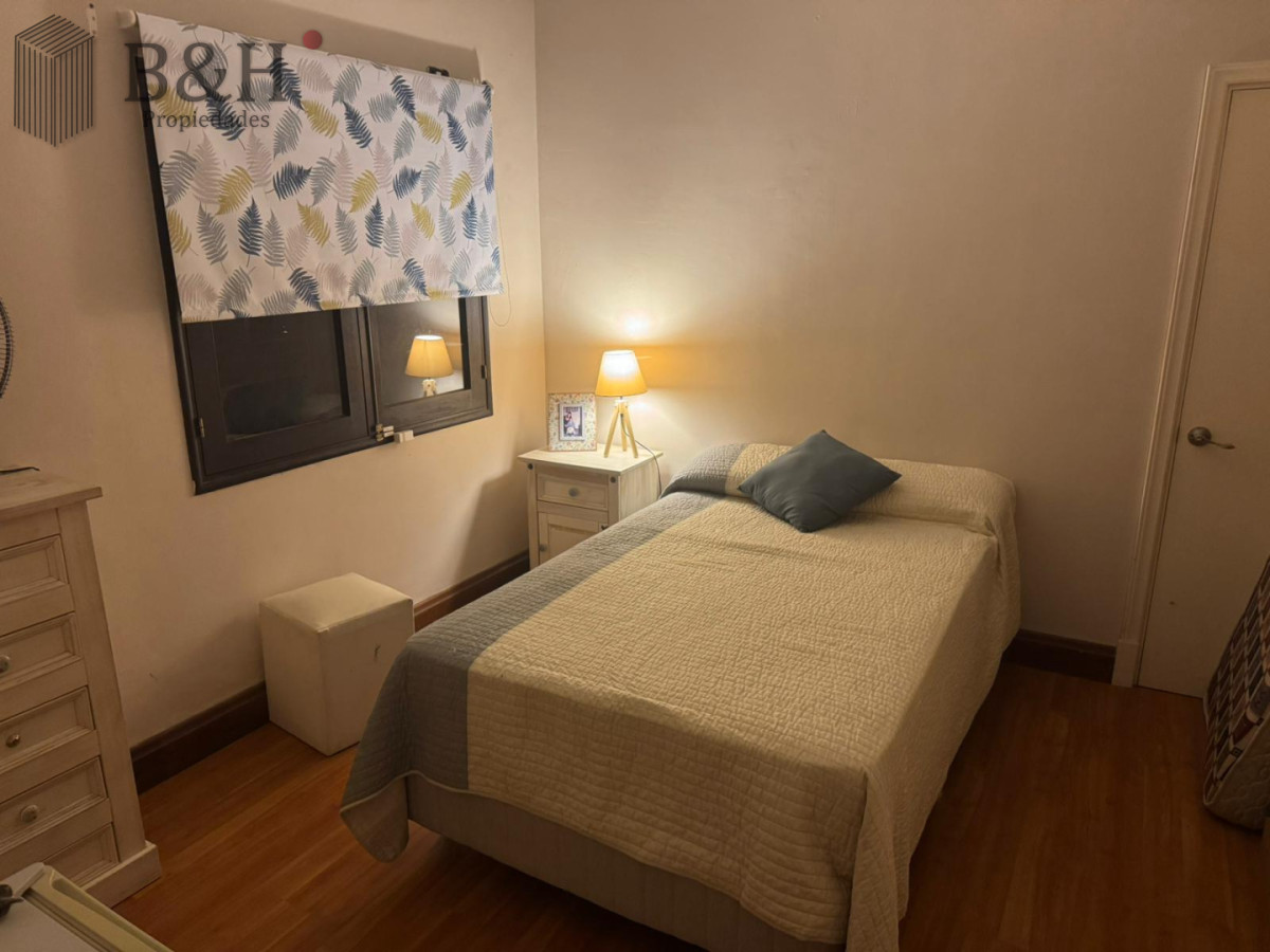 Casa ID.7549 - Hermosa casa en  Playa Mansa -  Punta del Este