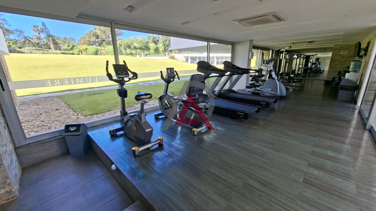 Apartamento ID.262 - VENTA APARTAMENTO en PDE- Excepcional planta en primera linea mansa 