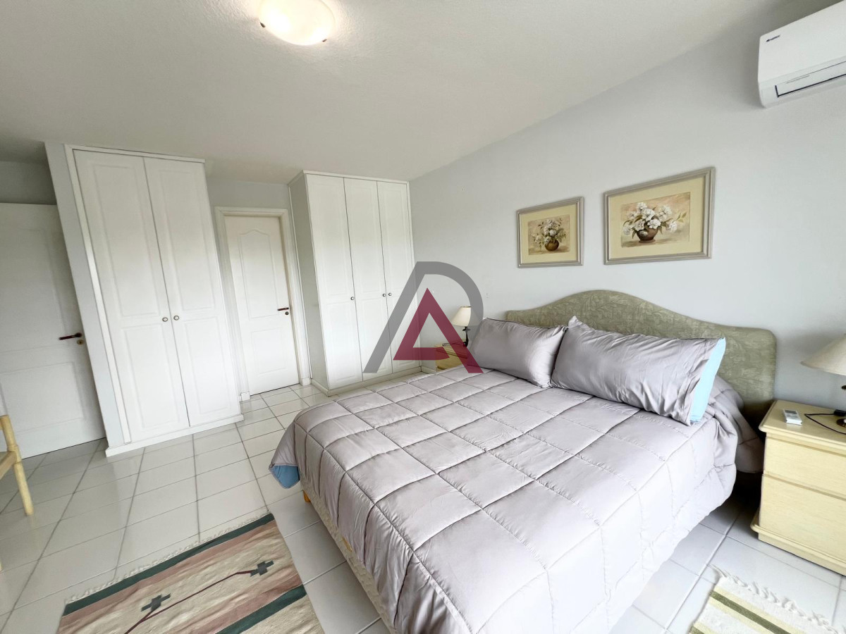 Apartamento ID.150 - Mansa, edificio con servicios. Parada 8.