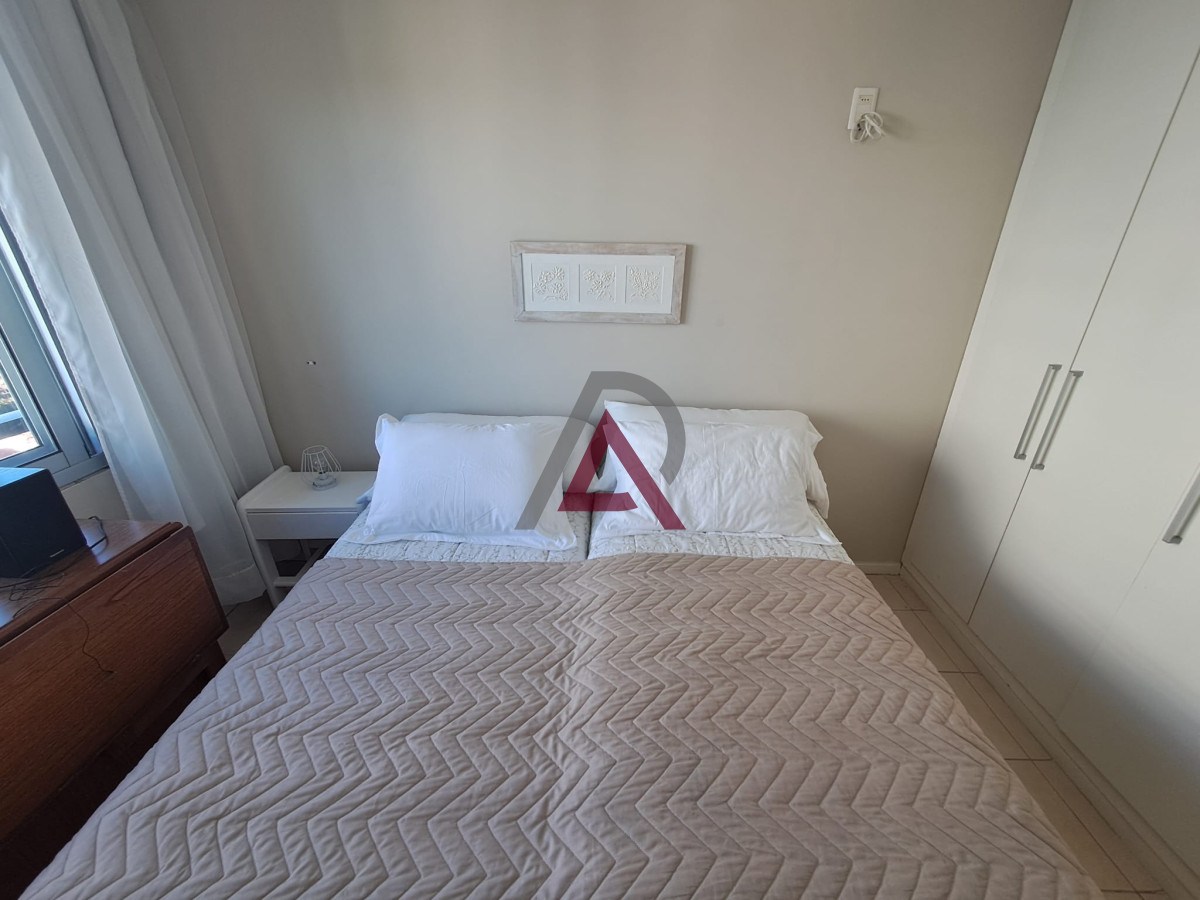 Apartamento ID.233 - Apartamento de tres dormitorios con balcon con  vista y garage en Roosevelt