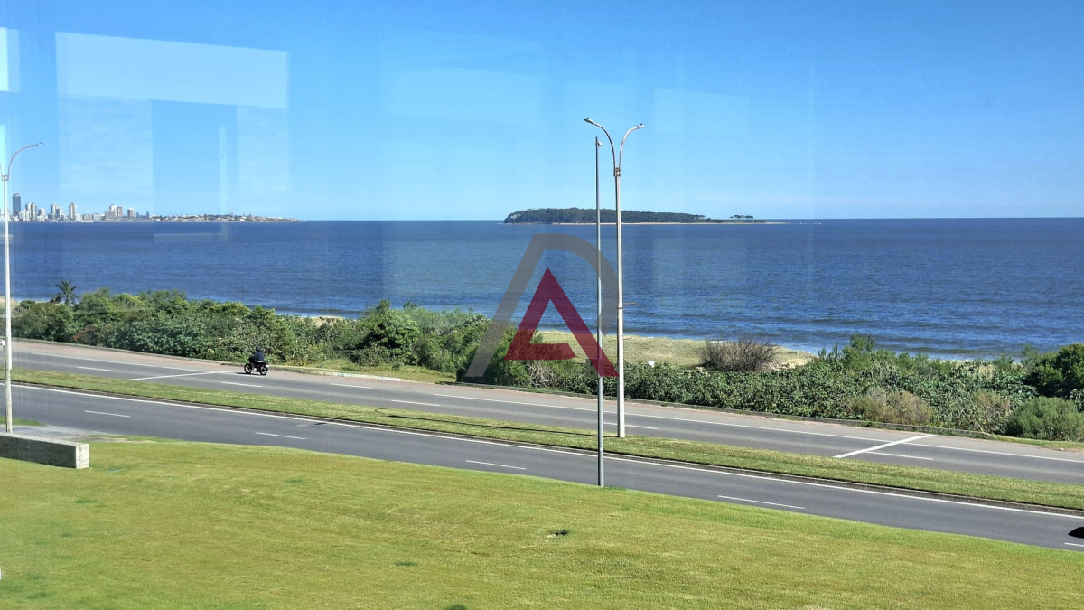 Apartamento ID.262 - VENTA APARTAMENTO en PDE- Excepcional planta en primera linea mansa 