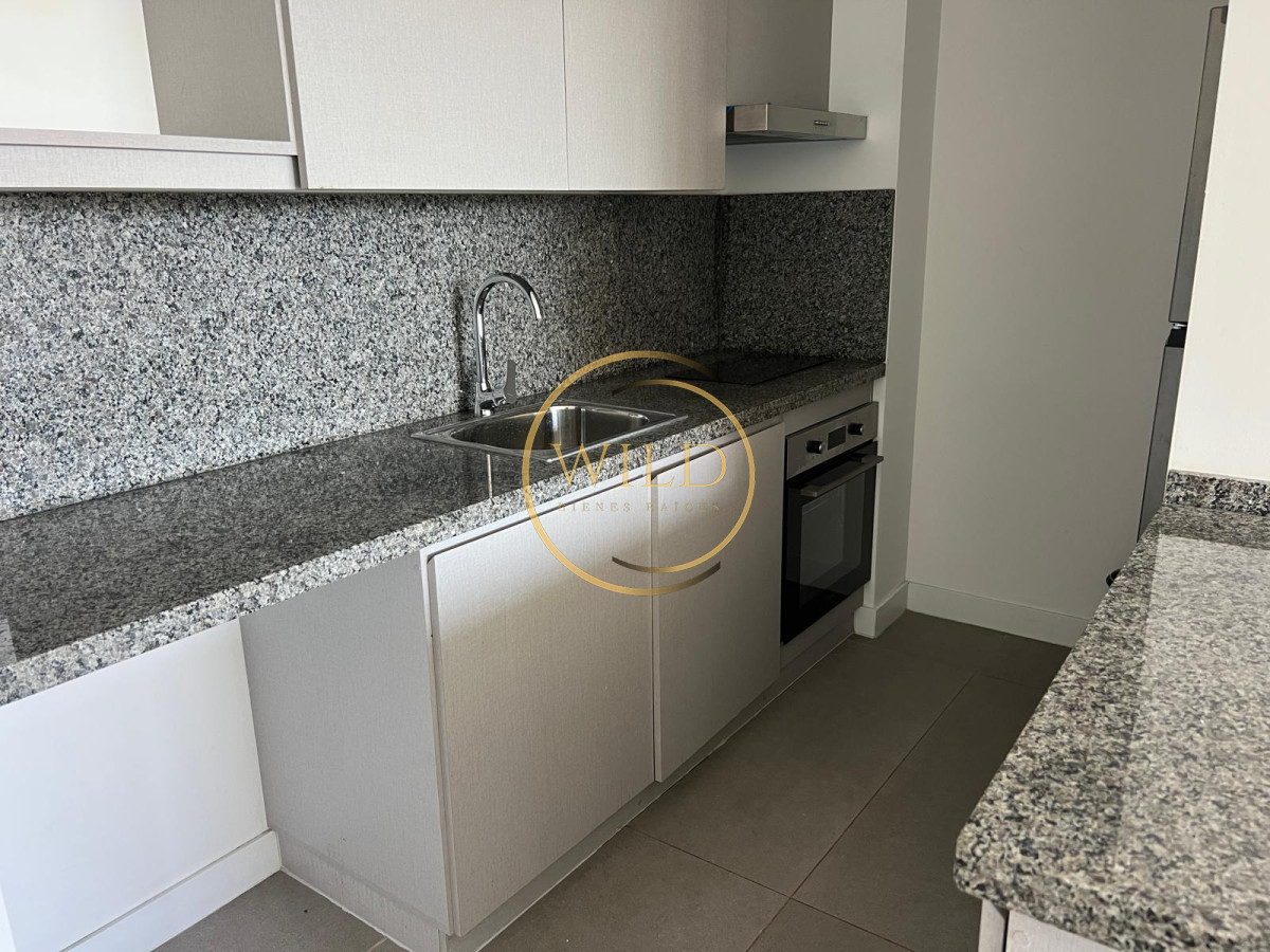Apartamento ID.2485 - Apartamento mono ambiente en venta y alquiler punta del este.
