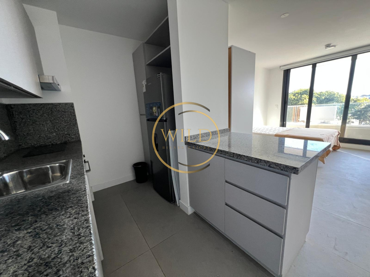 Apartamento ID.2485 - Apartamento mono ambiente en venta y alquiler punta del este.