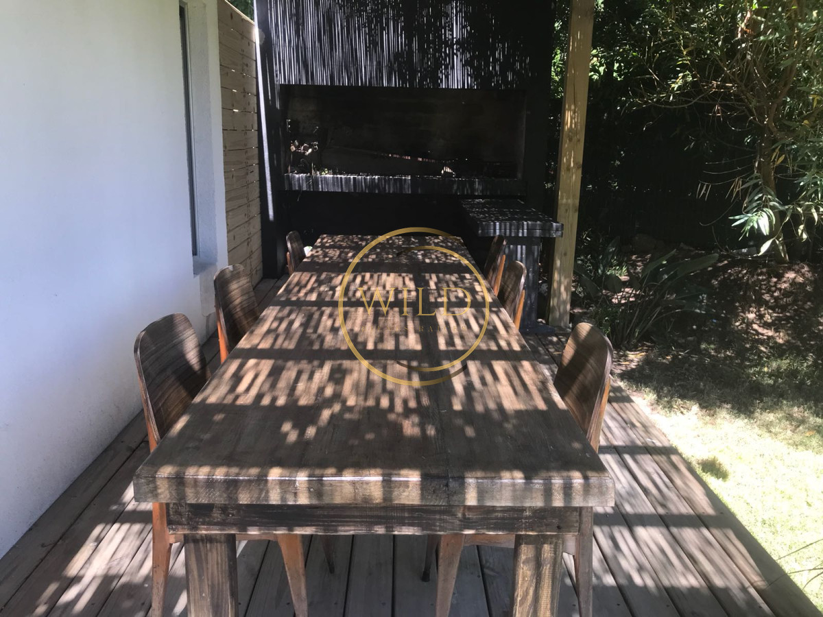 Casa ID.2574 - lugano nueva, impecable estado