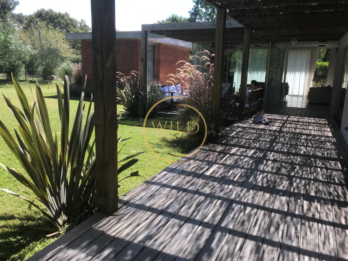 Casa ID.2574 - lugano nueva, impecable estado