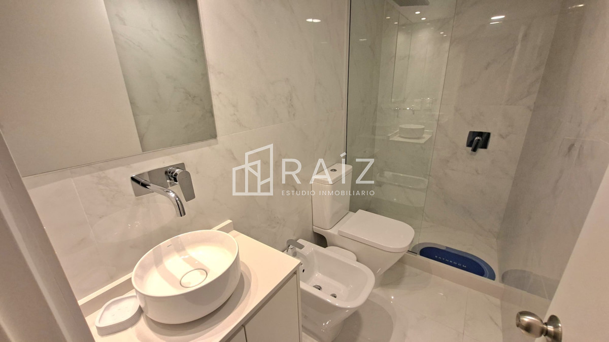 Apartamento ID.11762 - VENTA APARTAMENTO 3 DORMITORIOS PENINSULA