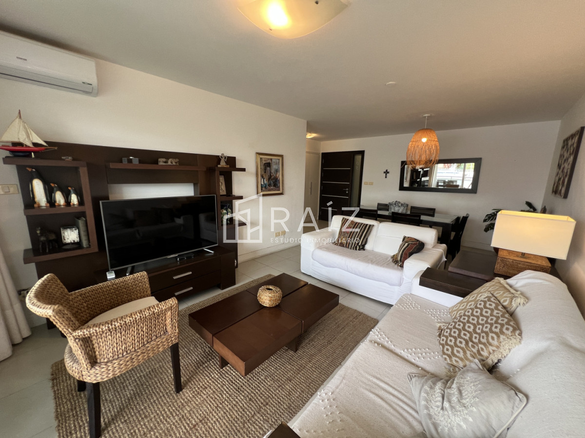 Apartamento ID.11951 - En venta zona Chiverta, Punta del Este, apartamento, 2 dormitorios.