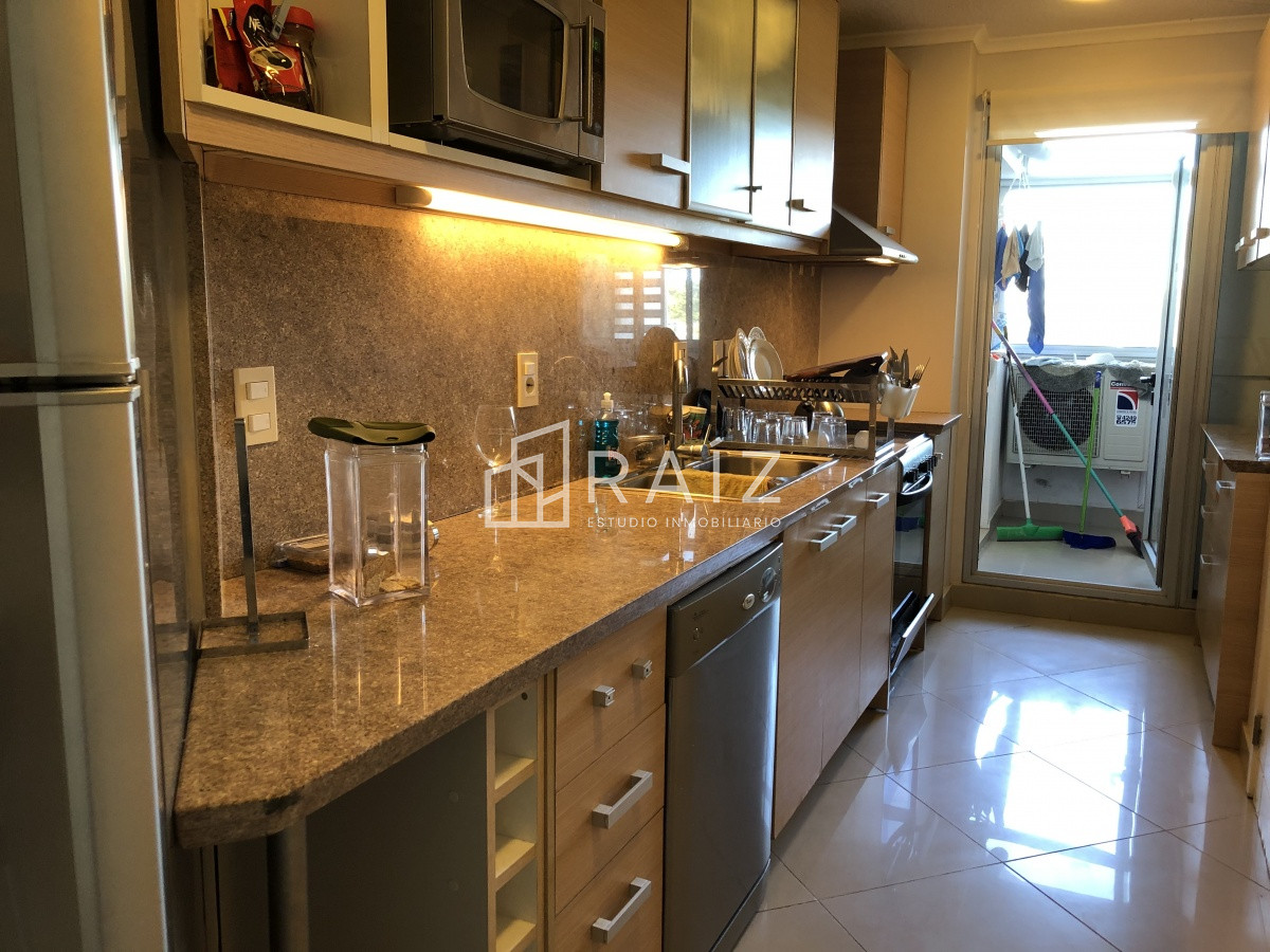Apartamento ID.10393 - APARTAMENTO EN VENTA 3 DORMITORIOS + DEPENDENCIA BRAVA