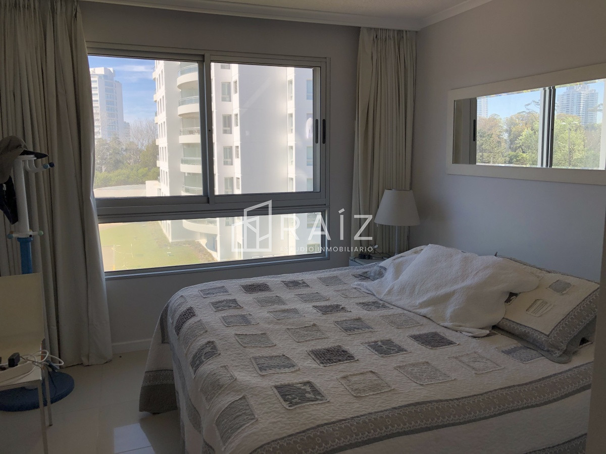 Apartamento ID.10393 - APARTAMENTO EN VENTA 3 DORMITORIOS + DEPENDENCIA BRAVA