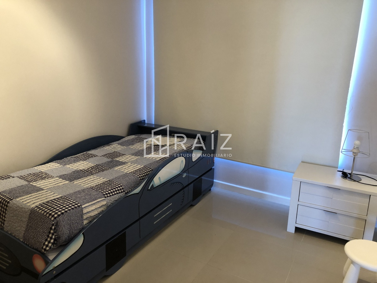 Apartamento ID.10393 - APARTAMENTO EN VENTA 3 DORMITORIOS + DEPENDENCIA BRAVA