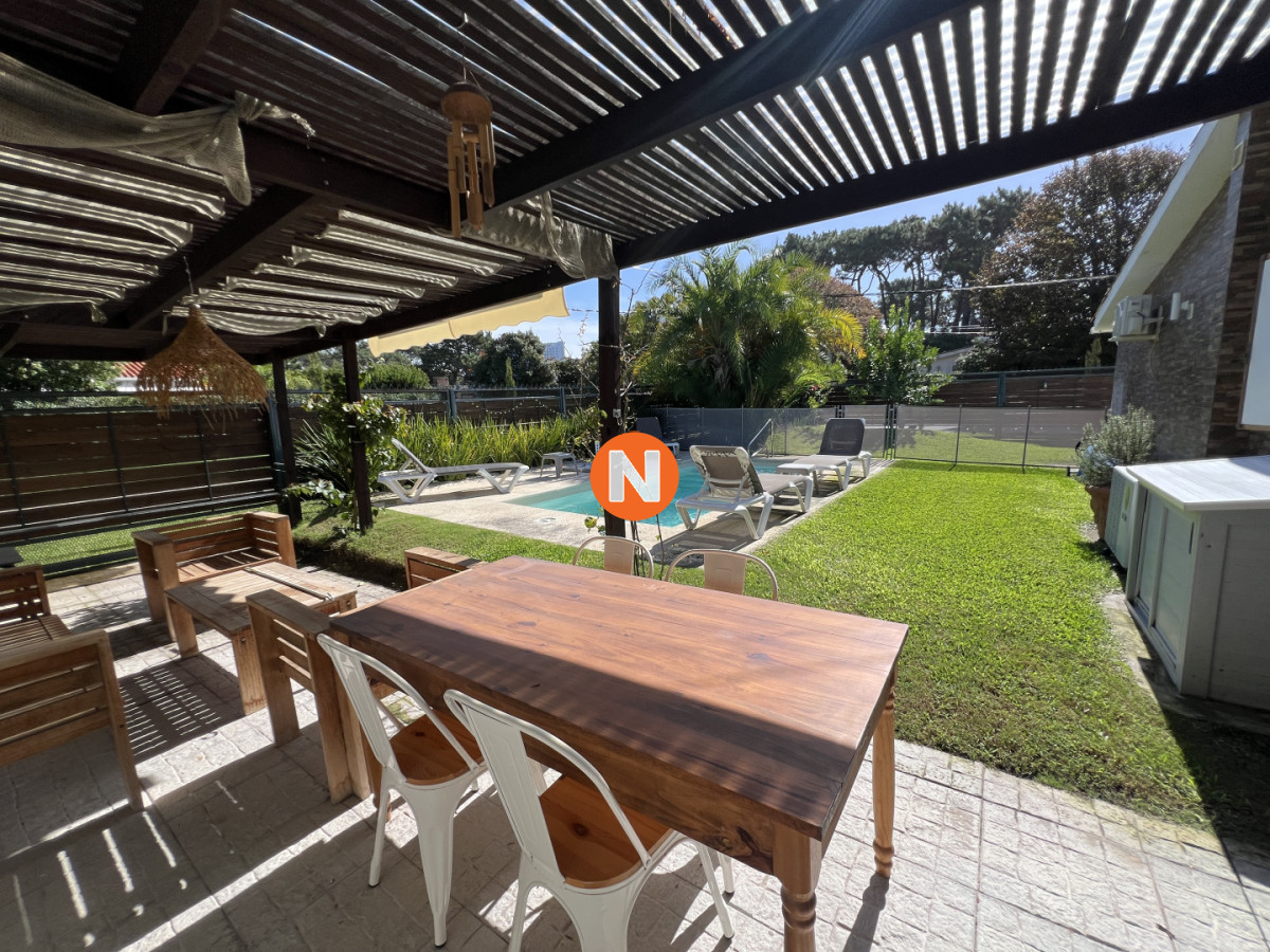 Casa Ref.225134 - casa en venta en brava, aidy grill, punta del este