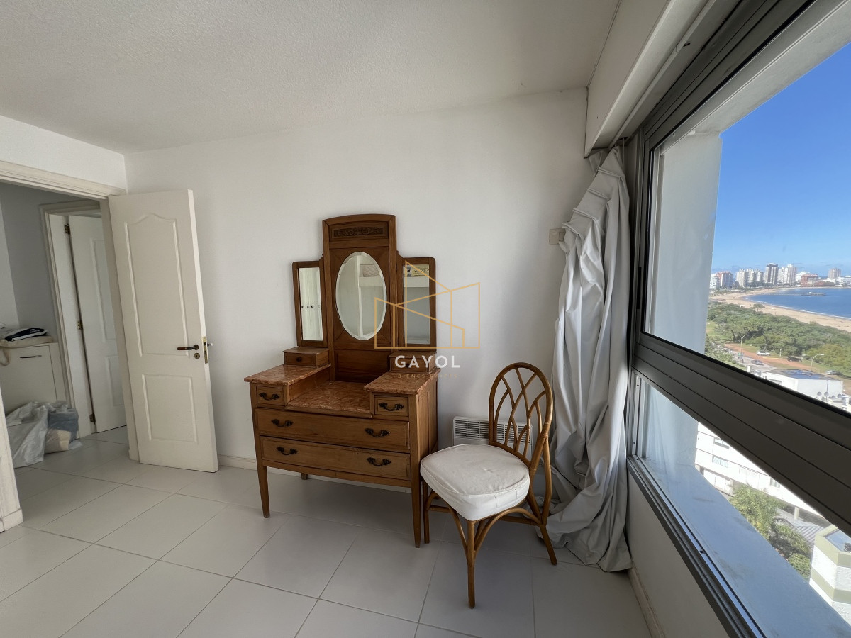 Apartamento ID.916 - apartamento en venta en playa mansa,  dos dormitorios dos baños, punta del este 